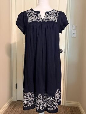 "one clothing" Smock navy dress with white embroidered panels